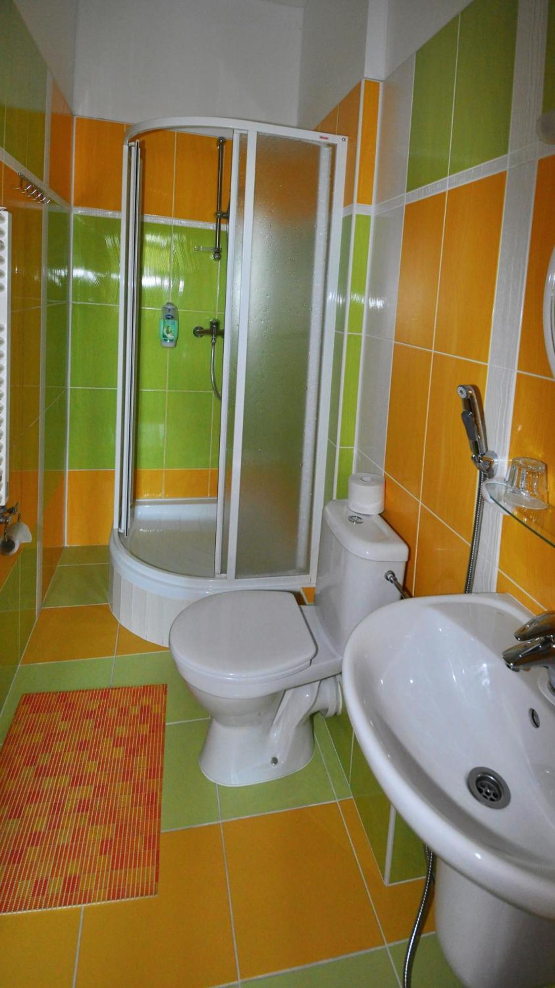 Hotel U Radnice Лоуни Екстериор снимка