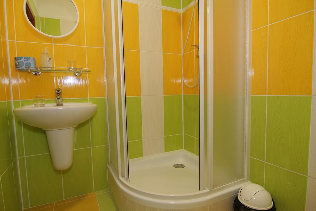 Hotel U Radnice Лоуни Екстериор снимка