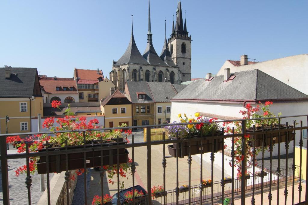 Hotel U Radnice Лоуни Стая снимка