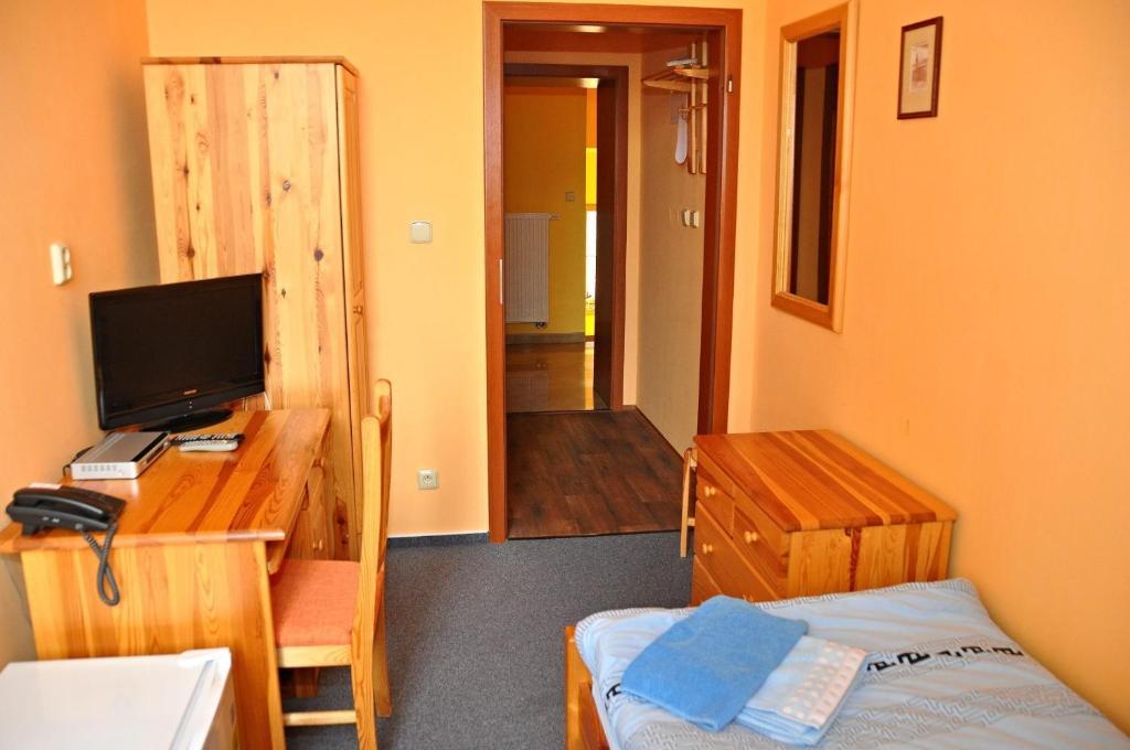 Hotel U Radnice Лоуни Стая снимка