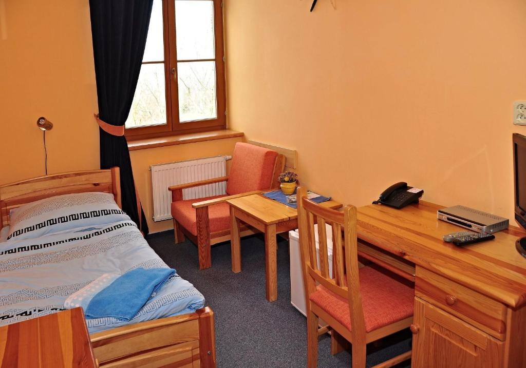 Hotel U Radnice Лоуни Стая снимка